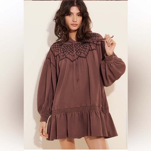 Marty Smocked Hooded
Dress
Free People - Picture 2 of 11
